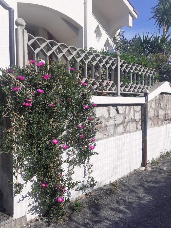 Bressa De Ma Affittacamere, Room & Breakfast Пьетра-Лигуре Экстерьер фото