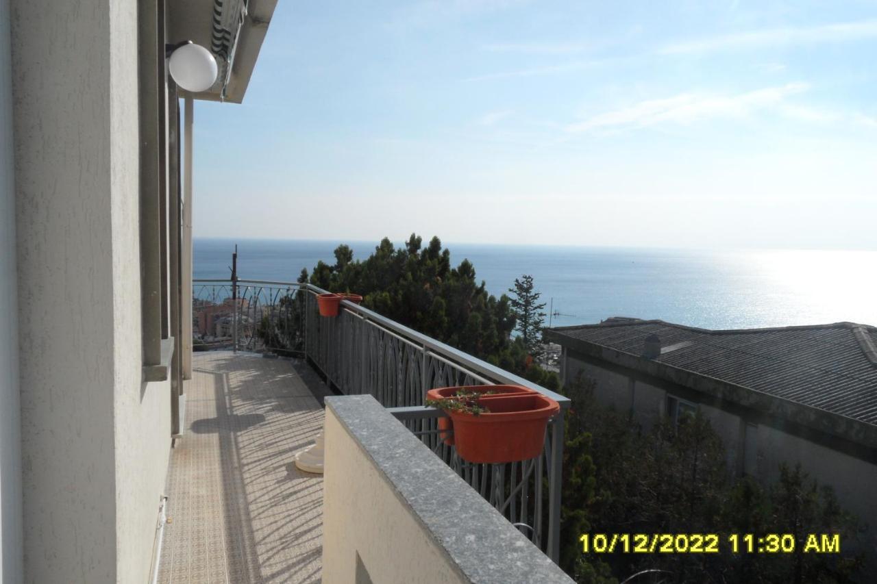 Bressa De Ma Affittacamere, Room & Breakfast Пьетра-Лигуре Экстерьер фото